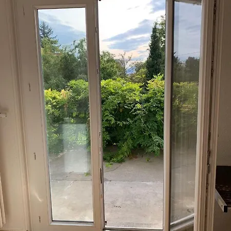 Hotel apartamentowy Le Grand-saconnex Guesthouse, 5 Min Walk To Airport *