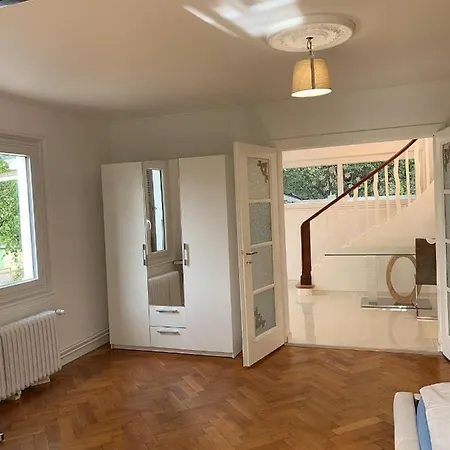 Hotel apartamentowy Le Grand-saconnex Guesthouse, 5 Min Walk To Airport *